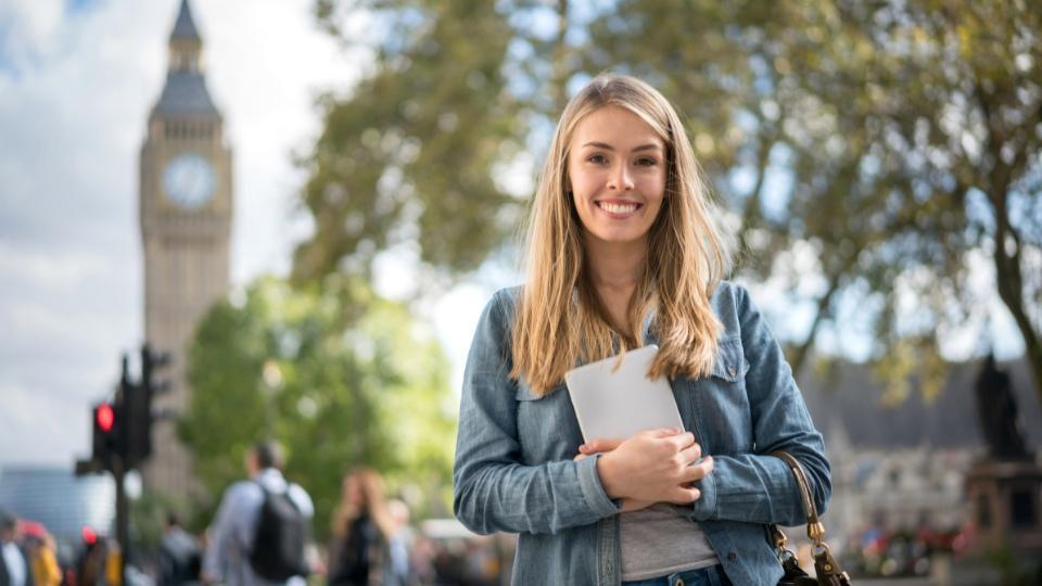 Как поступить в британский вуз ?